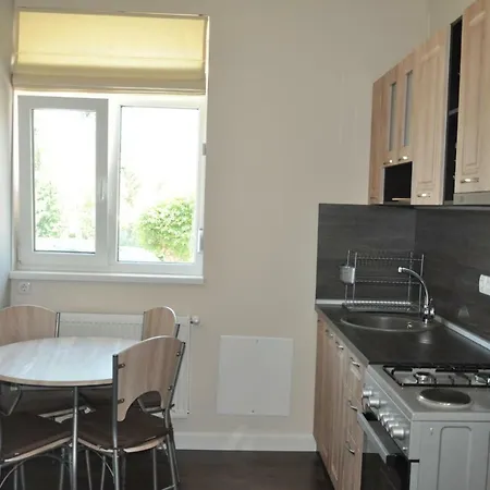 Nyaraló ирис Kjusztendil