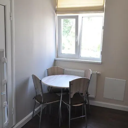 Nyaraló ирис Kjusztendil