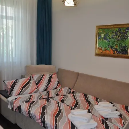 ирис Kjusztendil